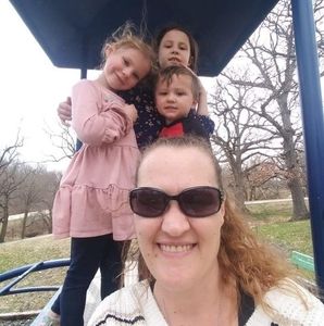 Meet your Posher, Kendra